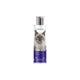 Eurowet Cat Shampoo Шампунь з олією лаванди та вітаміном Е для котів, 200мл