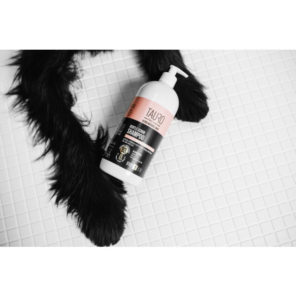 Tauro Pro Line Ultra Natural Care Gentle Scrub Shampoo Делікатний шампунь-скраб для шерсті та шкіри собак і котів, 400 мл - 1